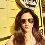 Profile Picture of Tina Jain (@tjmakeovers) on Instagram