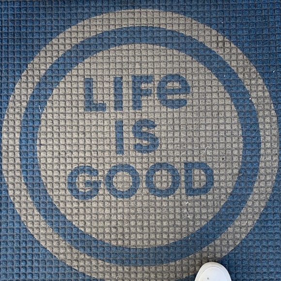 Profile Picture of Adison Barquist (@adibarquist) on Poshmark