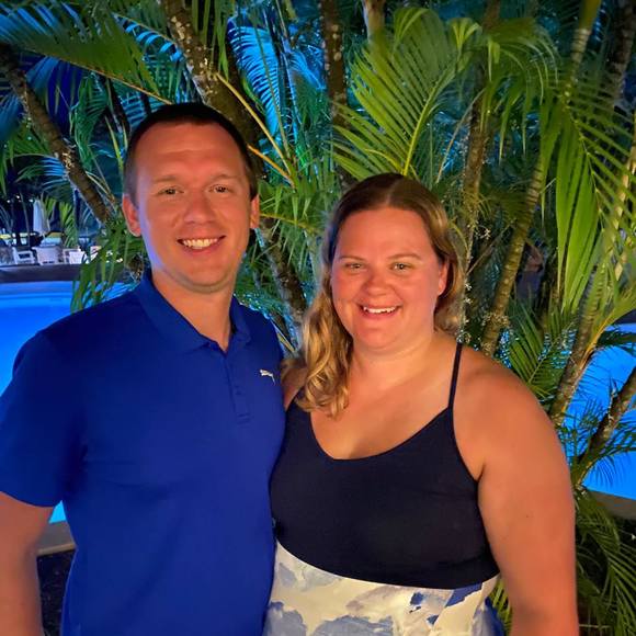 Profile Picture of Laura Walters (@lwalters18) on Poshmark