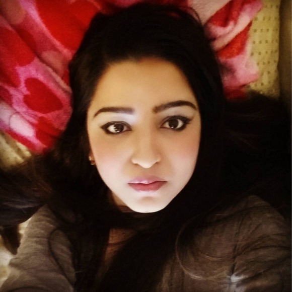 Profile Picture of Umm e habiba Siddiqui (@habibasiddiqui) on Poshmark