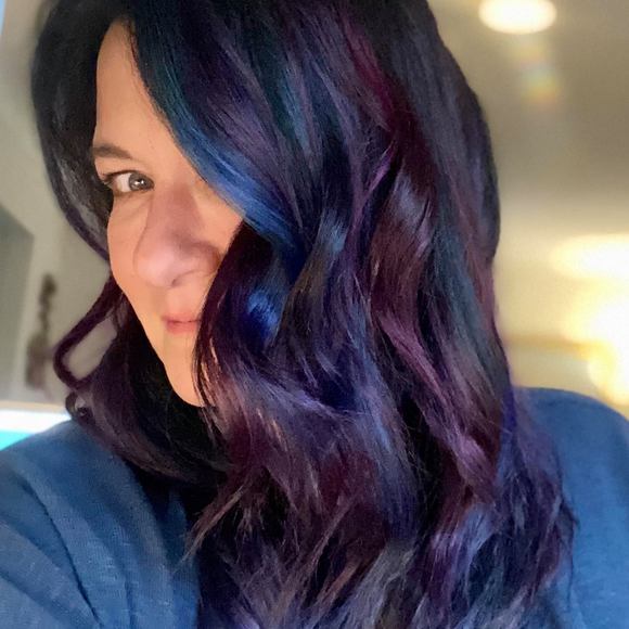 Profile Picture of Heather Inocencio (@hinocencio) on Poshmark