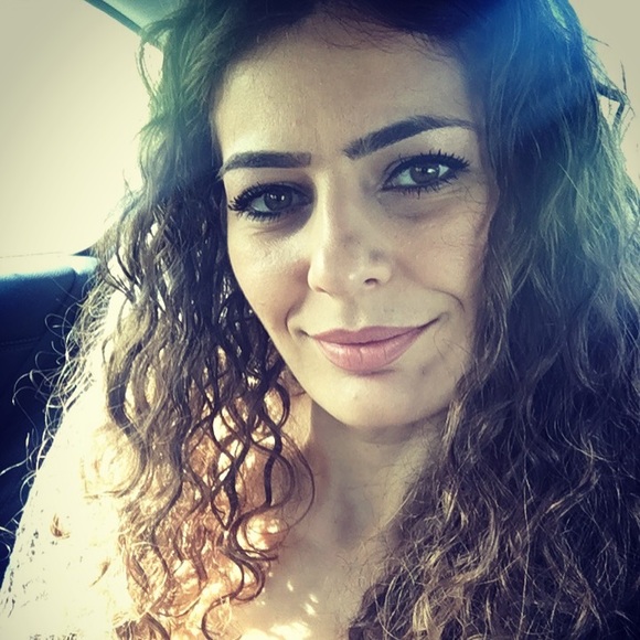 Profile Picture of Aleksandra Kimevski (@alekskime) on Poshmark