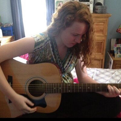 Profile Picture of Amanda McGrath (@Mandy_Pendragon) on Twitter