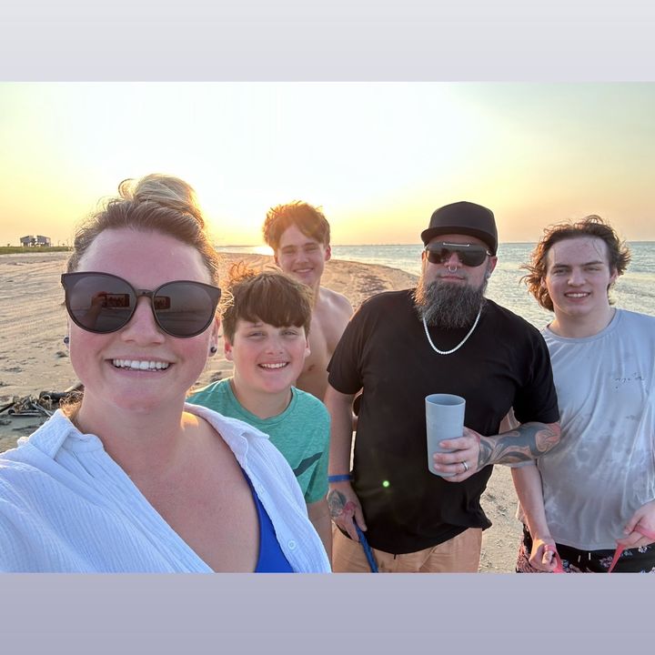 Profile Picture of Benjamin Beaher (@the_fashizzle) on Tiktok