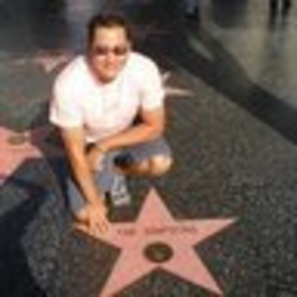 Profile Picture of Steve Valencia (@steve_valencia) on Poshmark