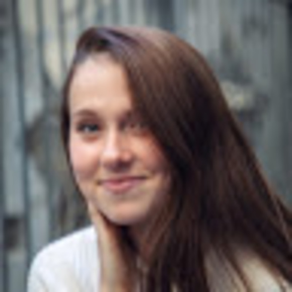 Profile Picture of Tosca Johnson (@tjohns77) on Poshmark