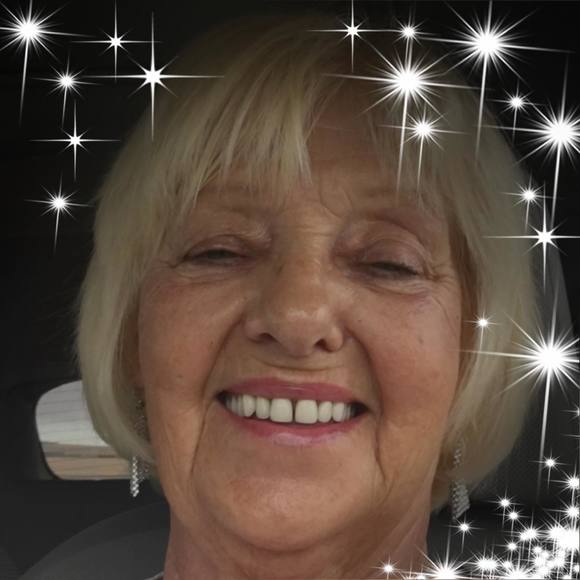 Profile Picture of Therese Kapitany (@trk55) on Poshmark