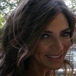 Profile Picture of Lisa Dreeszen (@theroamingbeauty) on Instagram