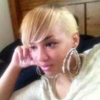 Profile Picture of Shell Bell (@DionneBrandon2) on Twitter