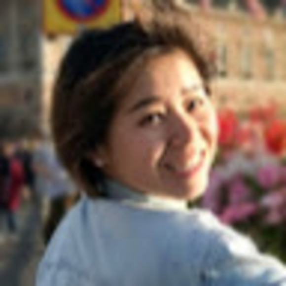 Profile Picture of Menglu Gao (@mgao1030) on Poshmark