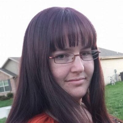Profile Picture of Hilda Holmes (@HildaHolmes16) on Twitter