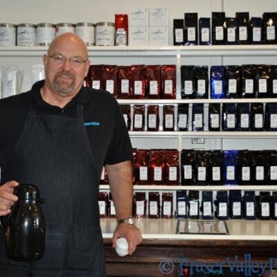Profile Picture of Kim Self (@aromatica_teas) on Twitter