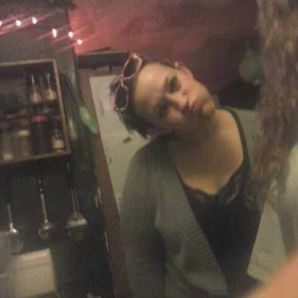 Profile Picture of Megan Dowson (@mdowson) on Poshmark