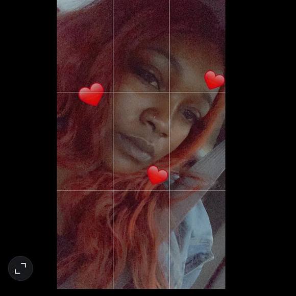 Profile Picture of Monique Gibson (@mschocolate___) on Poshmark