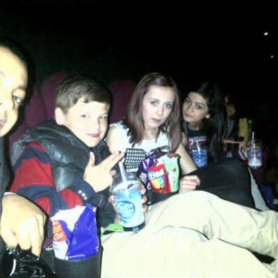 Profile Picture of Hannah Sparrow (@hellokitty9live) on Twitter