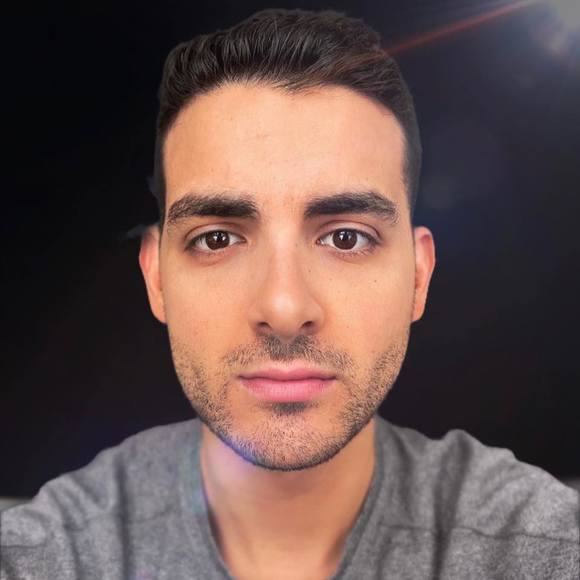 Profile Picture of Joshua Dempsey (@jrdrosen) on Poshmark