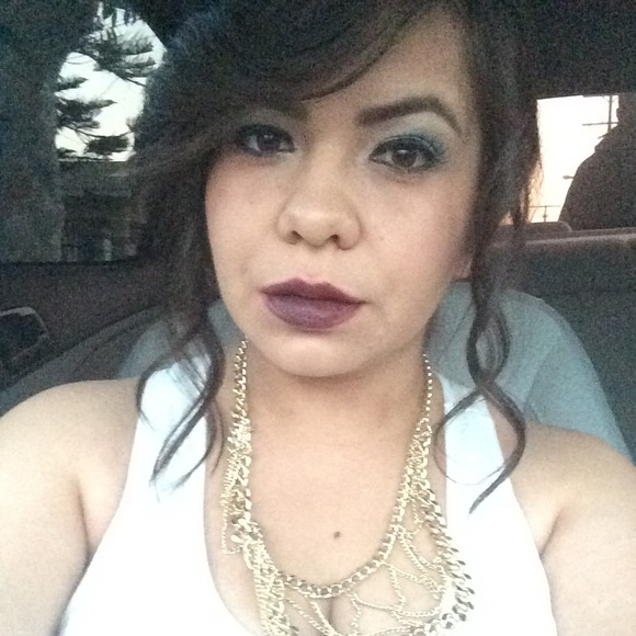 Profile Picture of Amada Alvarez (@amadag) on Poshmark