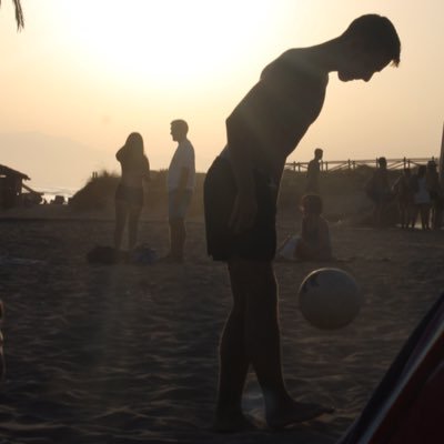 Profile Picture of Scott Milner (@midgetmilner07) on Twitter