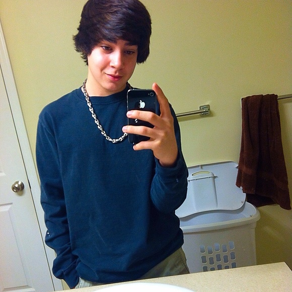 Profile Picture of Jaylon Joines (@jaybird72) on Poshmark