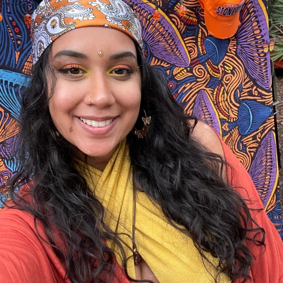 Profile Picture of Natasha Ramroop (@natasharamroop) on Poshmark