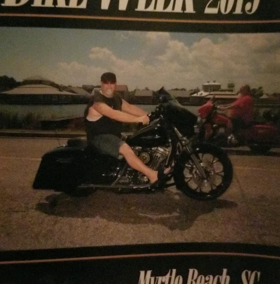 Profile Picture of Robert Locklear (@robert_locklear) on Poshmark