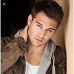 Profile Picture of Jacob Sartoriez (@jacob_music_teacher) on Instagram