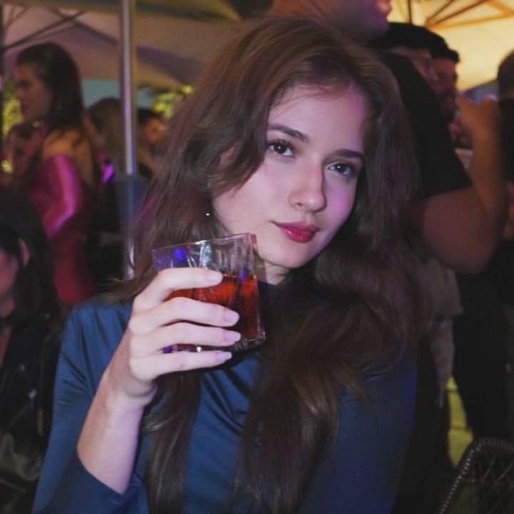 Profile Picture of bianca 🎀 (@biancatoniolli) on Tiktok