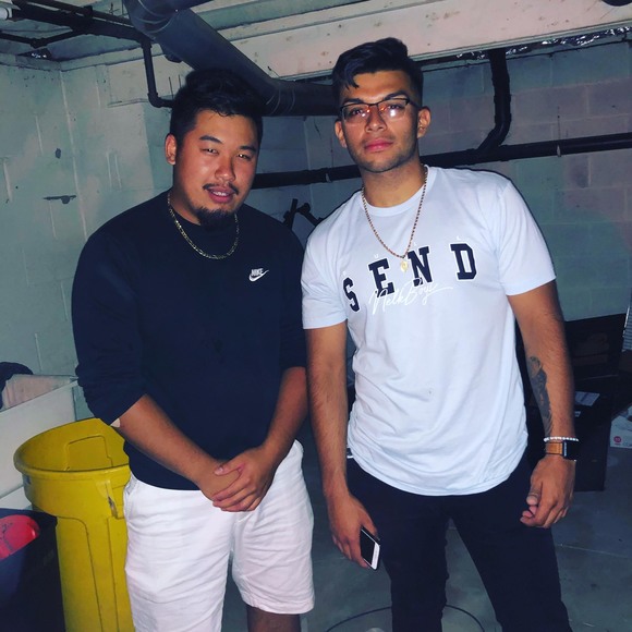 Profile Picture of Adam Wu (@adam_wuhoo) on Poshmark