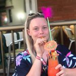 Profile Picture of J a s m i n e 🦥🌸 (@usher_jaz45) on Instagram