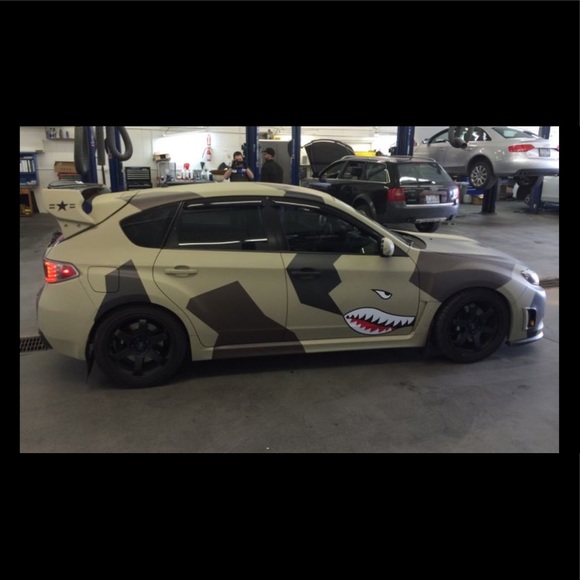 Profile Picture of Nick Dexter (@nzcholas) on Poshmark