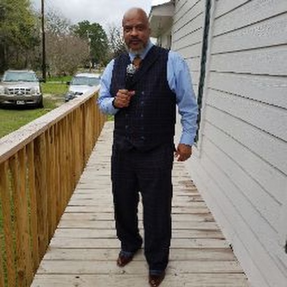 Profile Picture of Eric Mccloud (@ericmccloud) on Poshmark