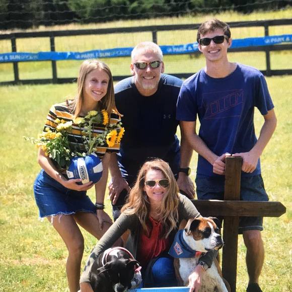 Profile Picture of Jasonandsteph Ringstad (@stephjason35) on Poshmark