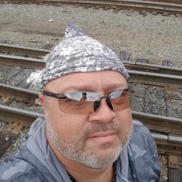 Profile Picture of Bryant Steele (@puffus) on Poshmark