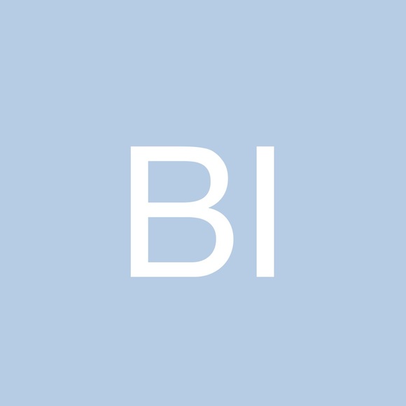 Profile Picture of Brian Isgrigg (@brian121217) on Poshmark