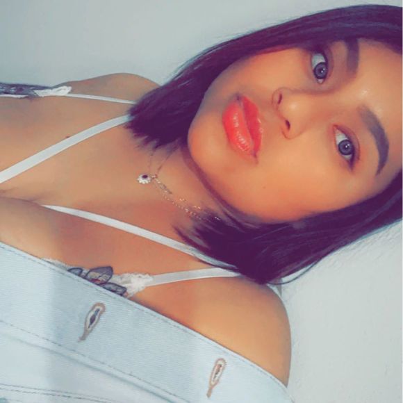 Profile Picture of Dania Jimenez (@daniamayrani02) on Poshmark