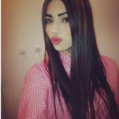 Profile Picture of Julia Alva (@JuliaaaCaliente) on Twitter