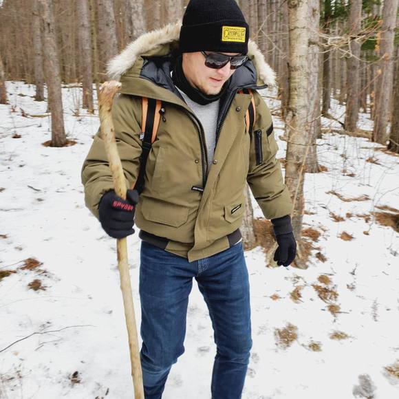 Profile Picture of Anatoliy Massalida (@massalida7) on Poshmark