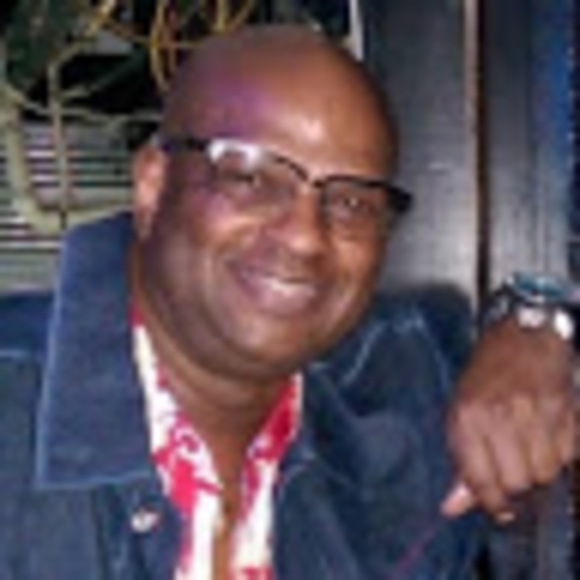 Profile Picture of Ray Ray (@mray360) on Poshmark