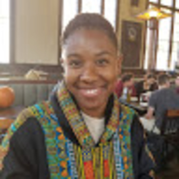 Chelese Washington - Poshmark Profile Picture of Chelese Washington (@leecy98) on Poshmark