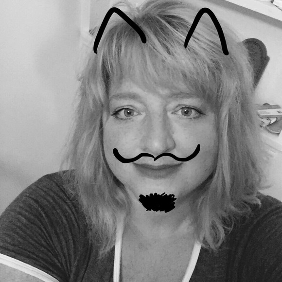 Profile Picture of Kelly Oboyle (@koboyle67) on Poshmark