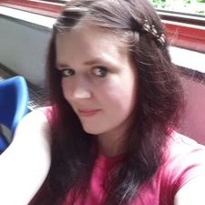 Profile Picture of Jennifer Holthaus (@JenniferHoltha1) on Twitter