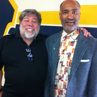 Robert Roston - Twitter Profile Picture of Robert Roston (@Dee_Dye_Fuzz) on Twitter