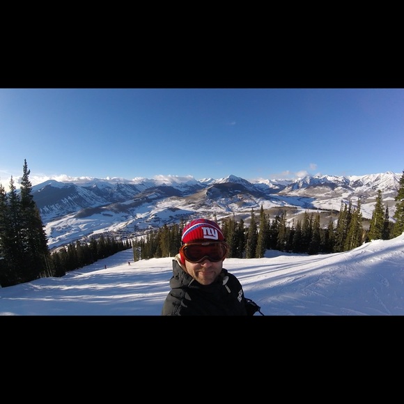 Profile Picture of Jason Shilling (@jmshilling) on Poshmark