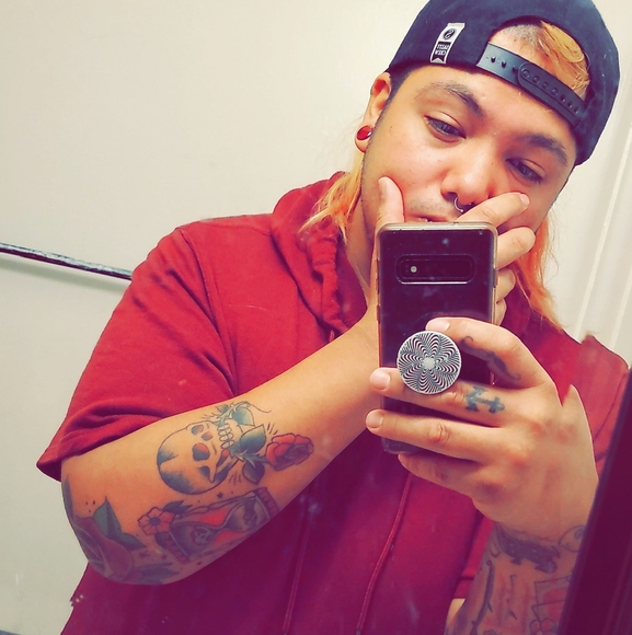 Profile Picture of Ivan Pizarro (@ivangpizarro) on Poshmark