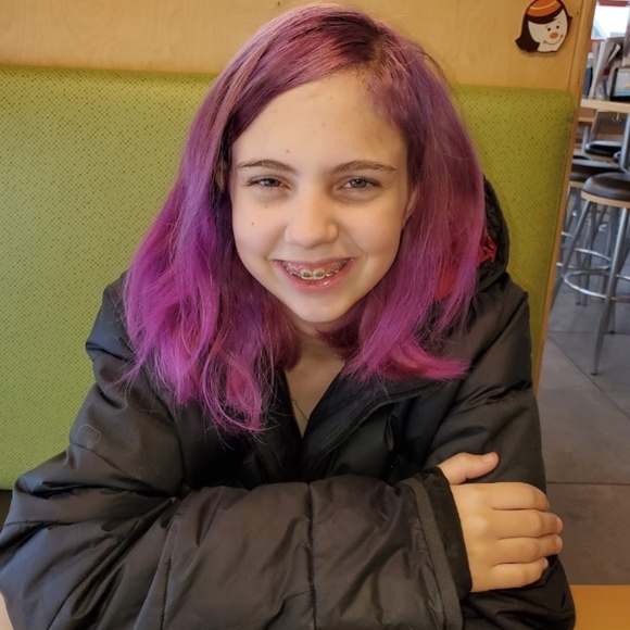 Profile Picture of Samantha Kastner (@skastner01) on Poshmark