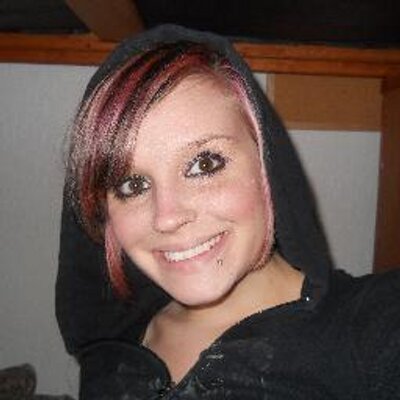 Profile Picture of Kala McMahon (@heykalala) on Twitter