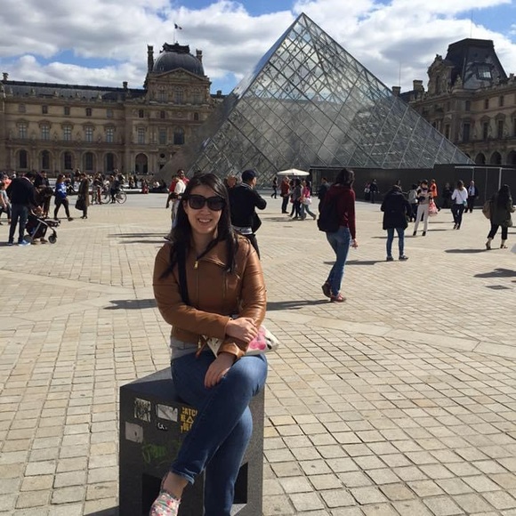 Profile Picture of Lisa Cheng (@hellokitty168) on Poshmark