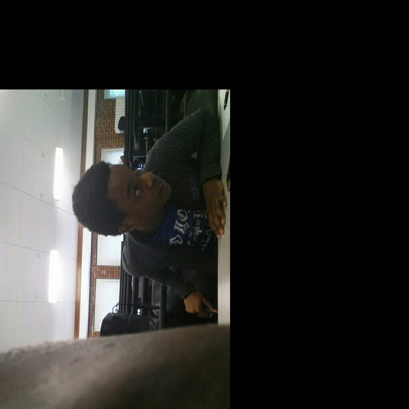 Profile Picture of Arinze Udeh (@arinze) on Poshmark