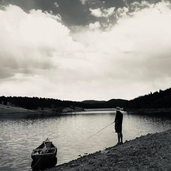 Profile Picture of Max Felix (@maxfelix77) on Poshmark