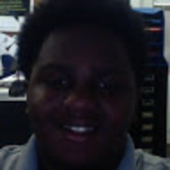 Profile Picture of Demarkos Oneil (@demarkosoneil) on Poshmark